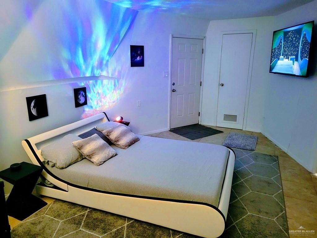 107 E Georgia Ruth Drive