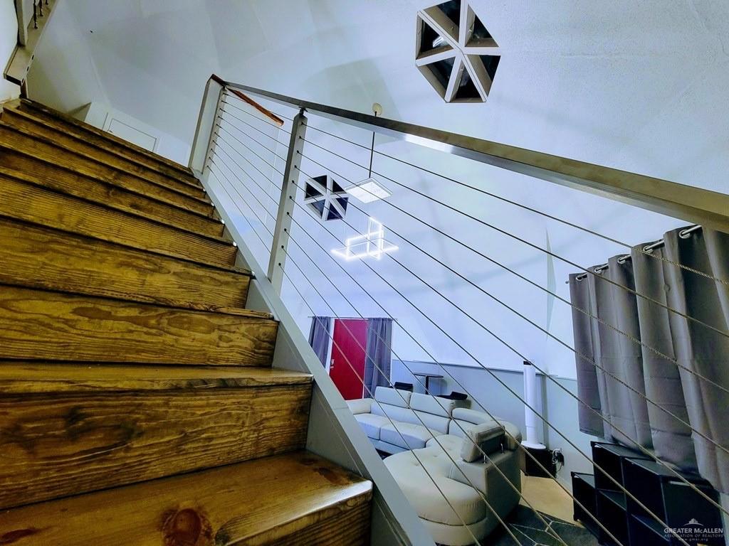 107 E Georgia Ruth Drive