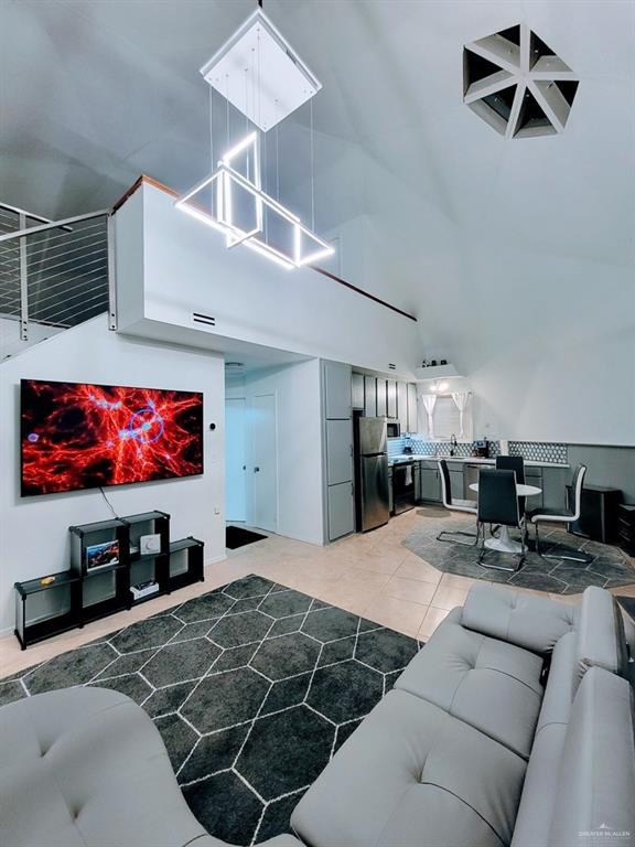 107 E Georgia Ruth Drive