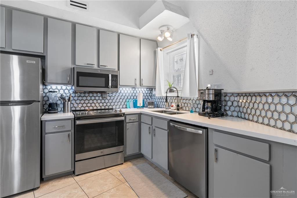 107 E Georgia Ruth Drive