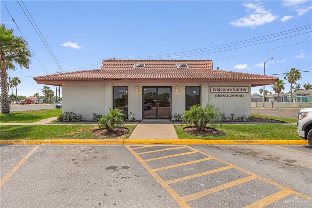 538 W Clam Circle