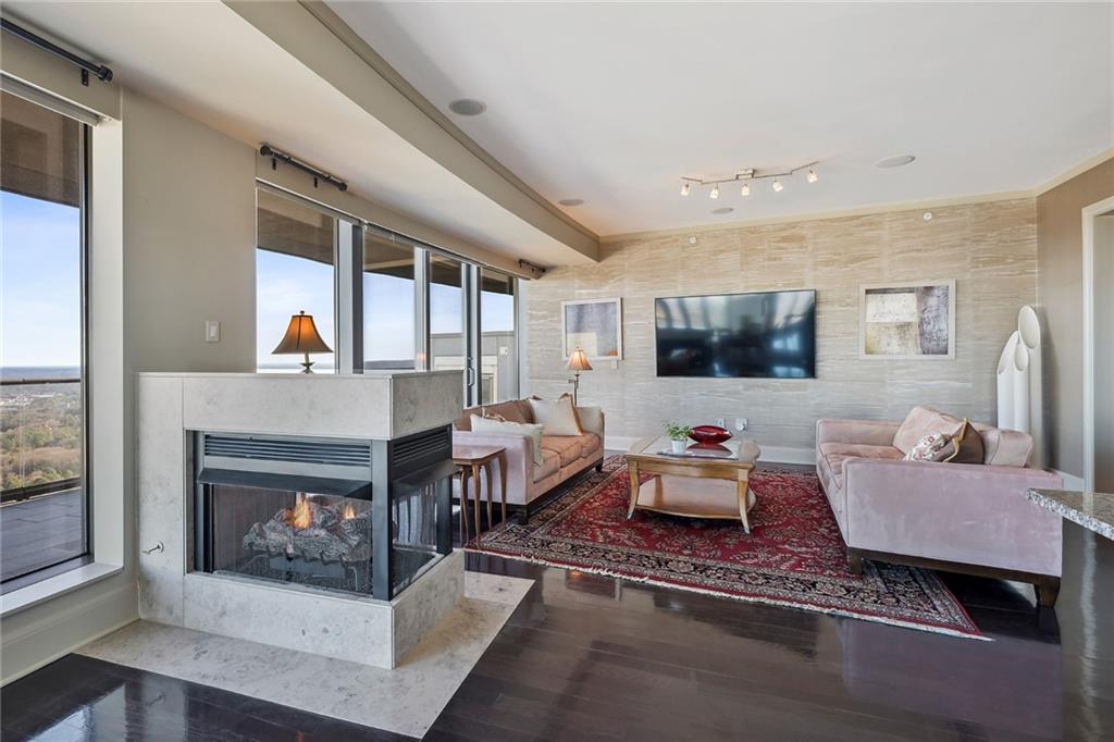 3344 Peachtree Road NE Unit 4203