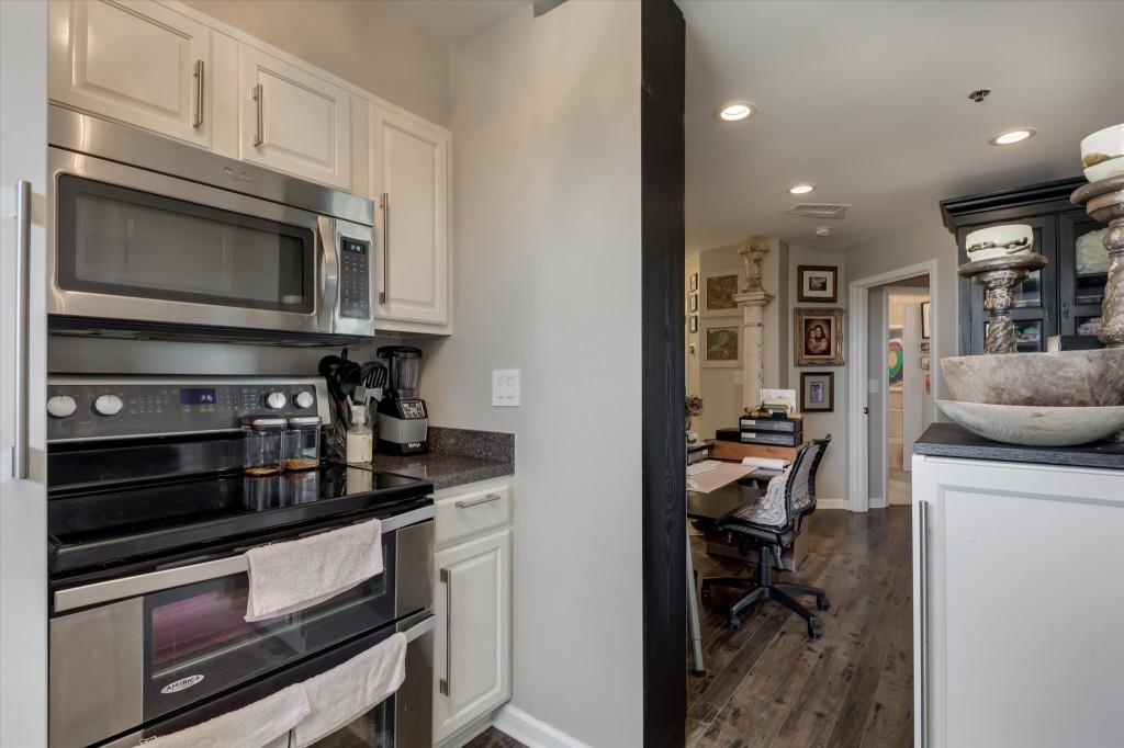 795 Hammond Drive NE Unit 2112