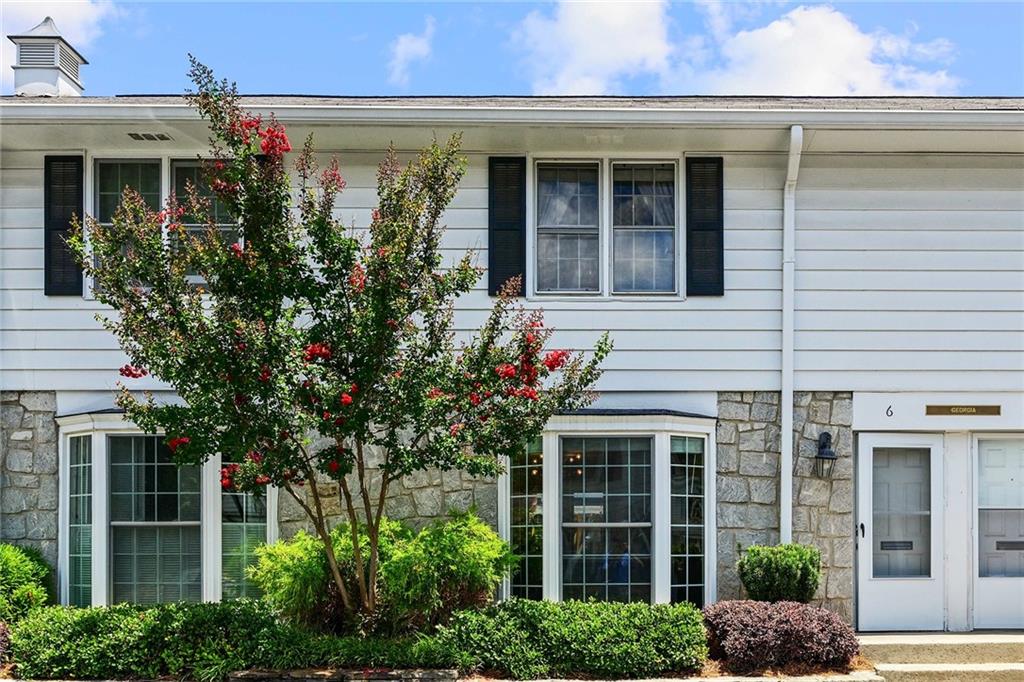 136 Peachtree Memorial Drive NW Unit GA6