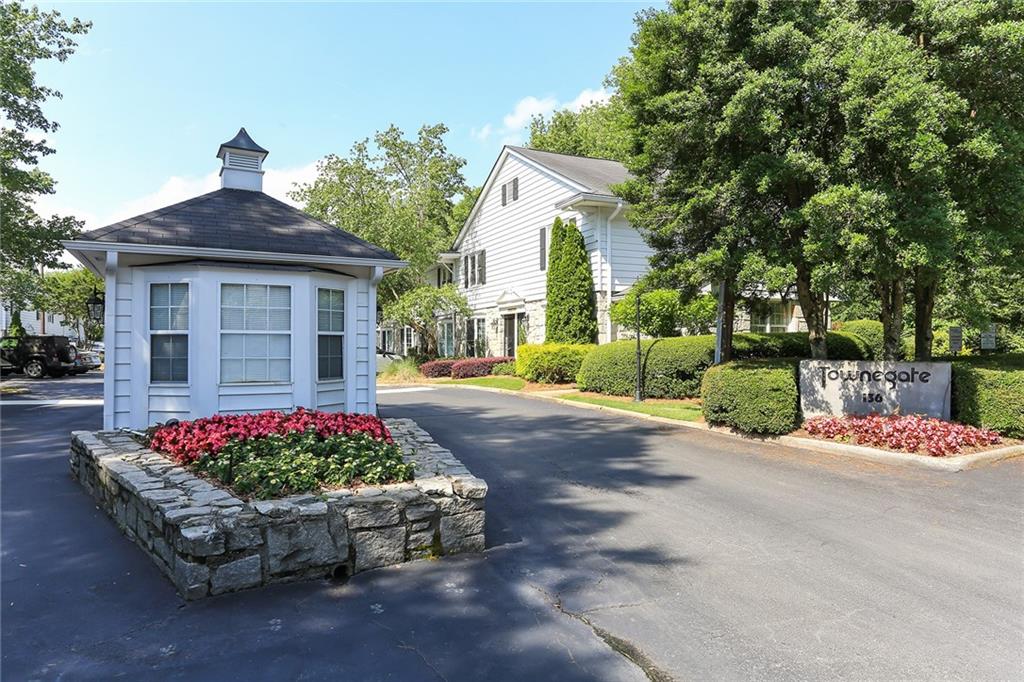 136 Peachtree Memorial Drive NW Unit GA6