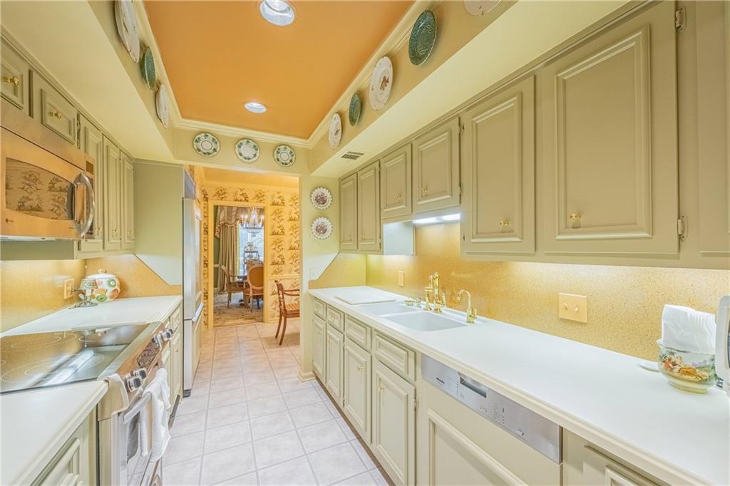 50 Willow Glen NE Unit 50