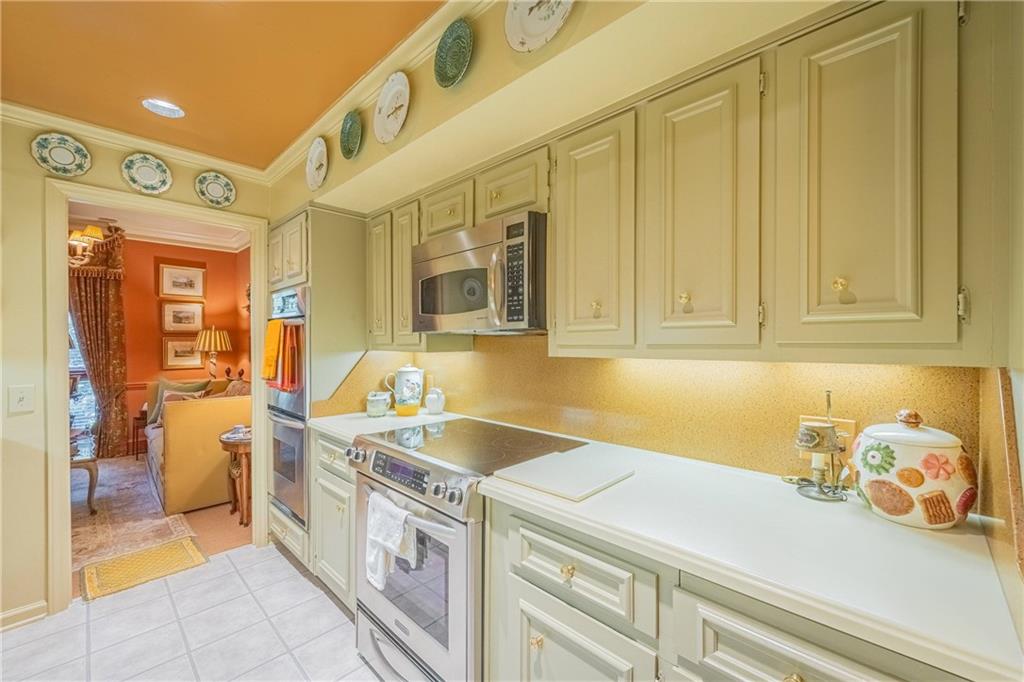 50 Willow Glen NE Unit 50