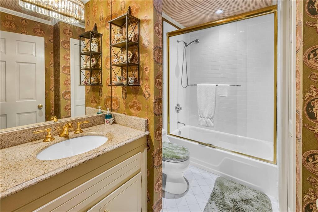 50 Willow Glen NE Unit 50