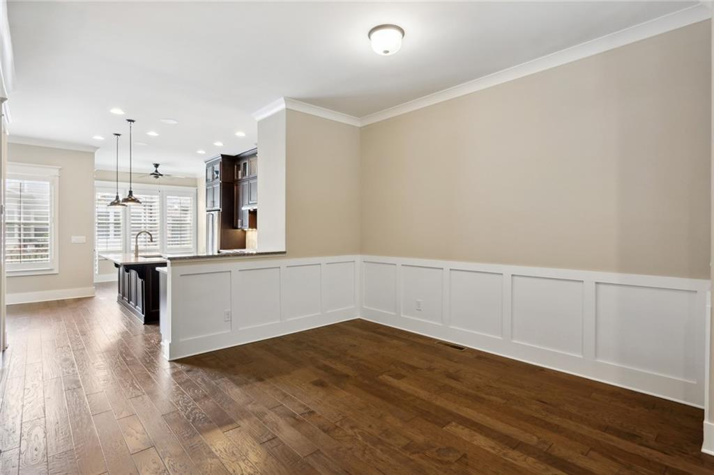 2424 Gatebury Circle