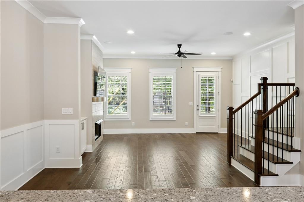 2424 Gatebury Circle