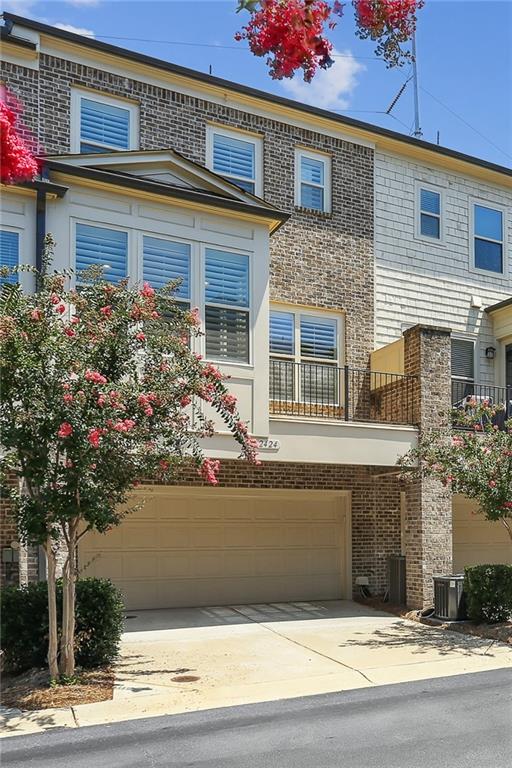 2424 Gatebury Circle