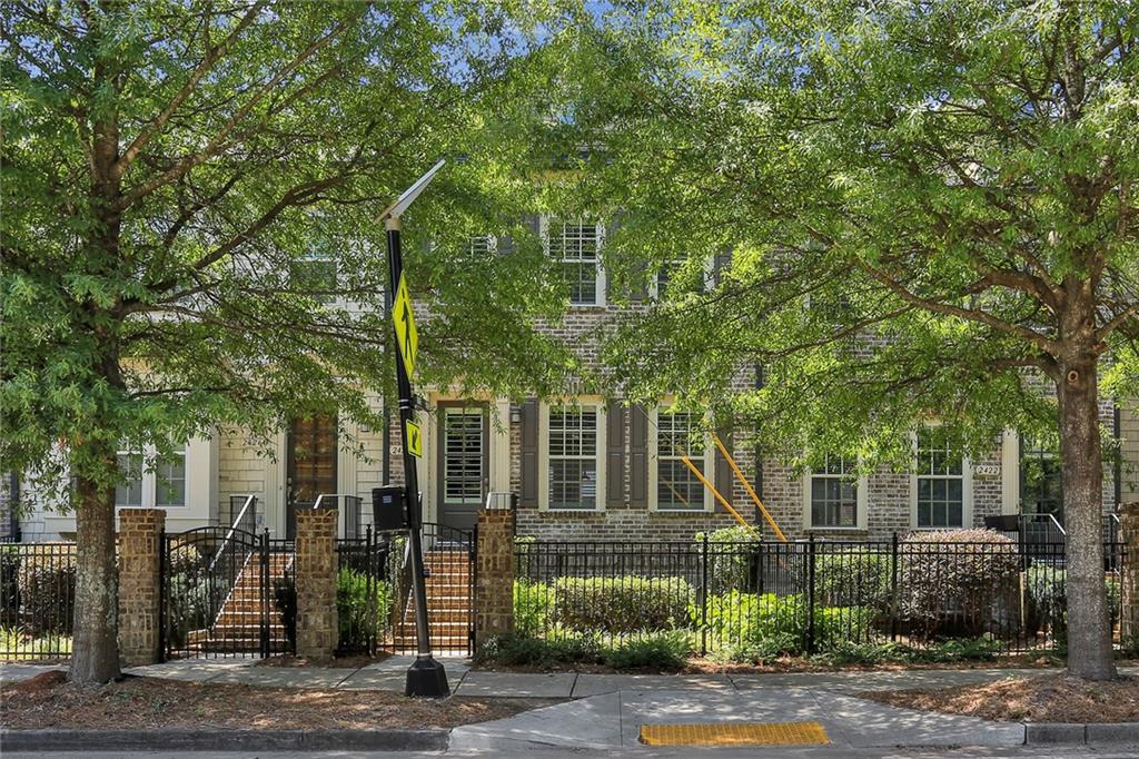 2424 Gatebury Circle