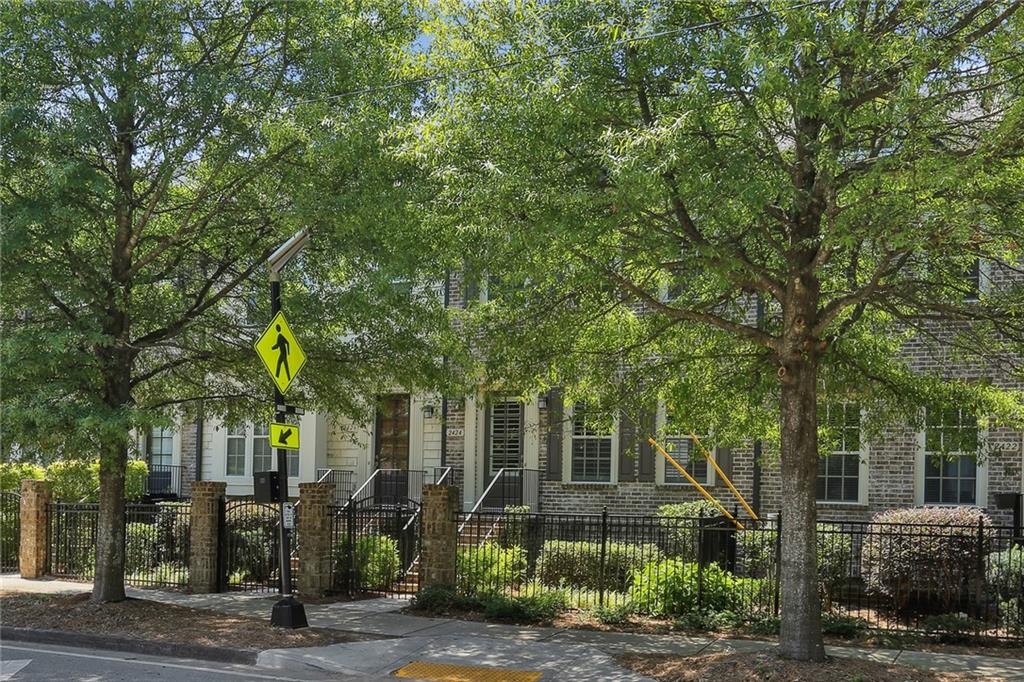 2424 Gatebury Circle