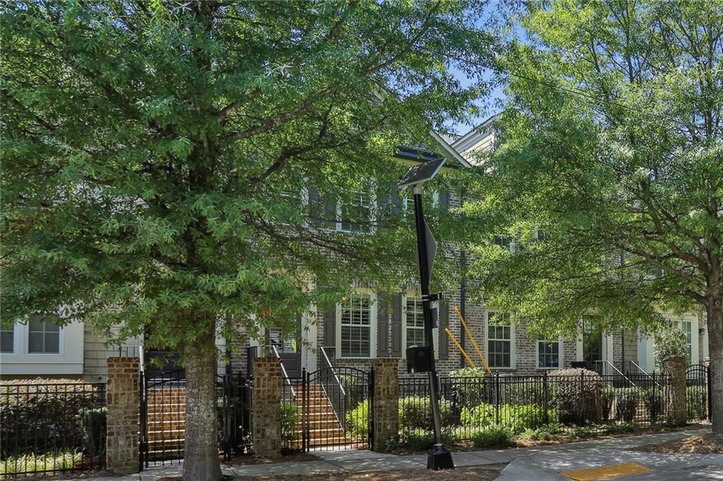 2424 Gatebury Circle