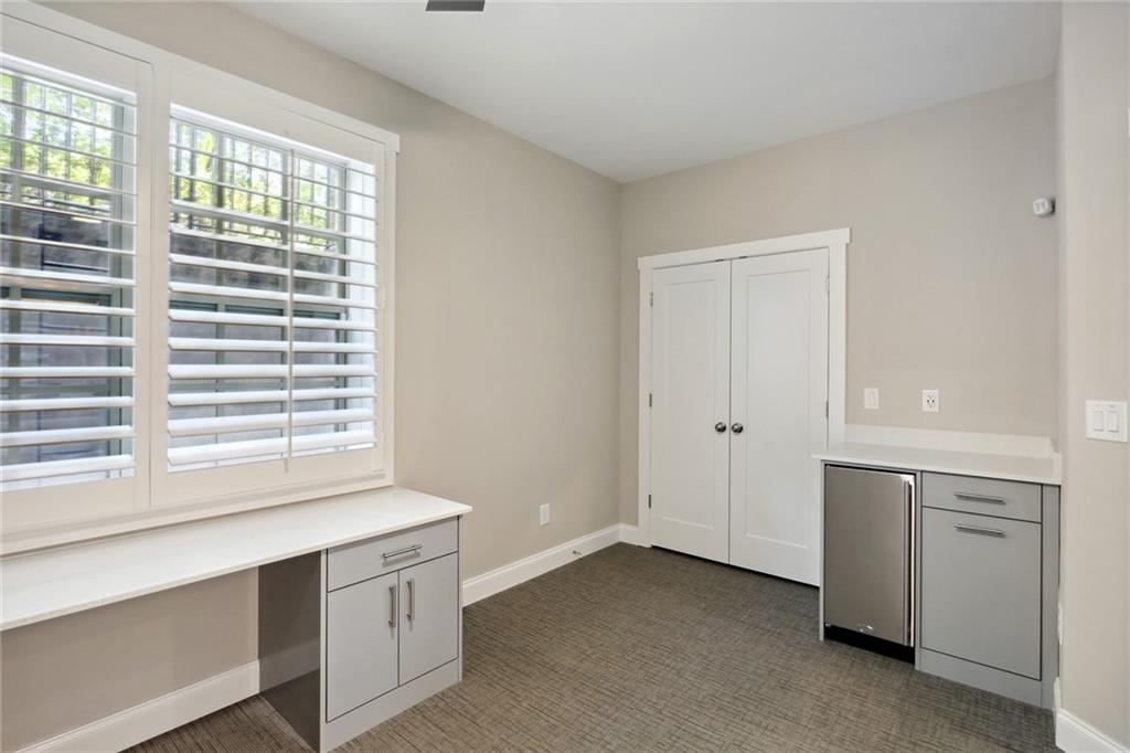 2424 Gatebury Circle