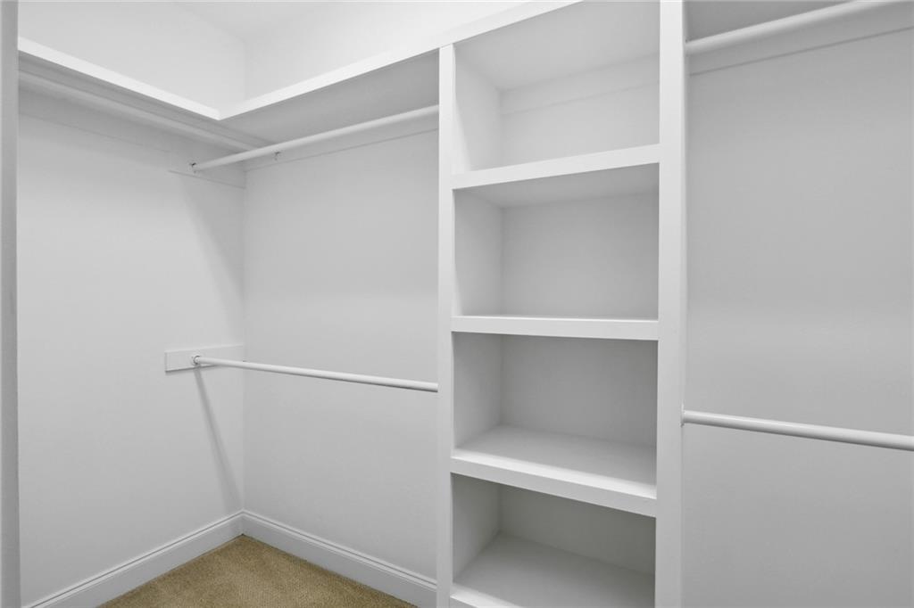 2424 Gatebury Circle