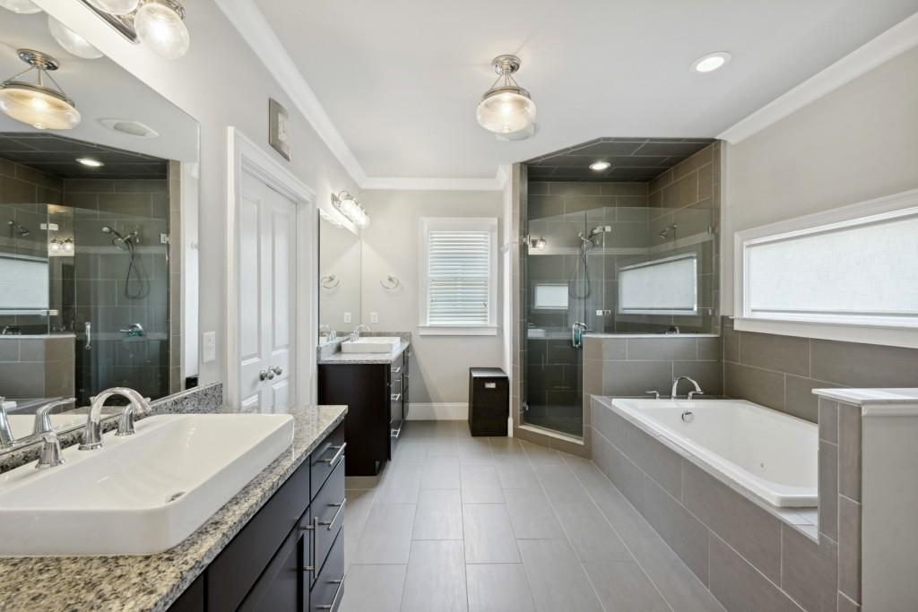 1111 Wright Avenue NE