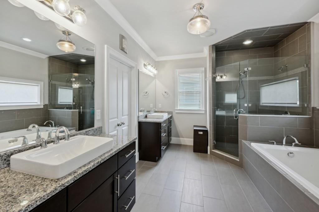 1111 Wright Avenue NE