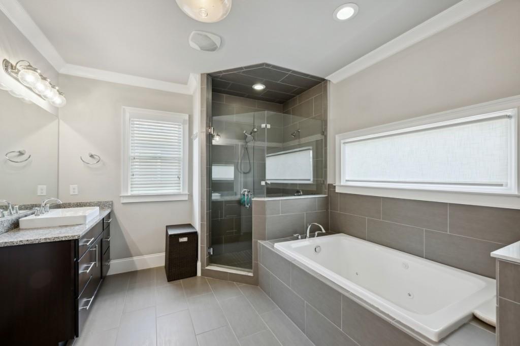 1111 Wright Avenue NE