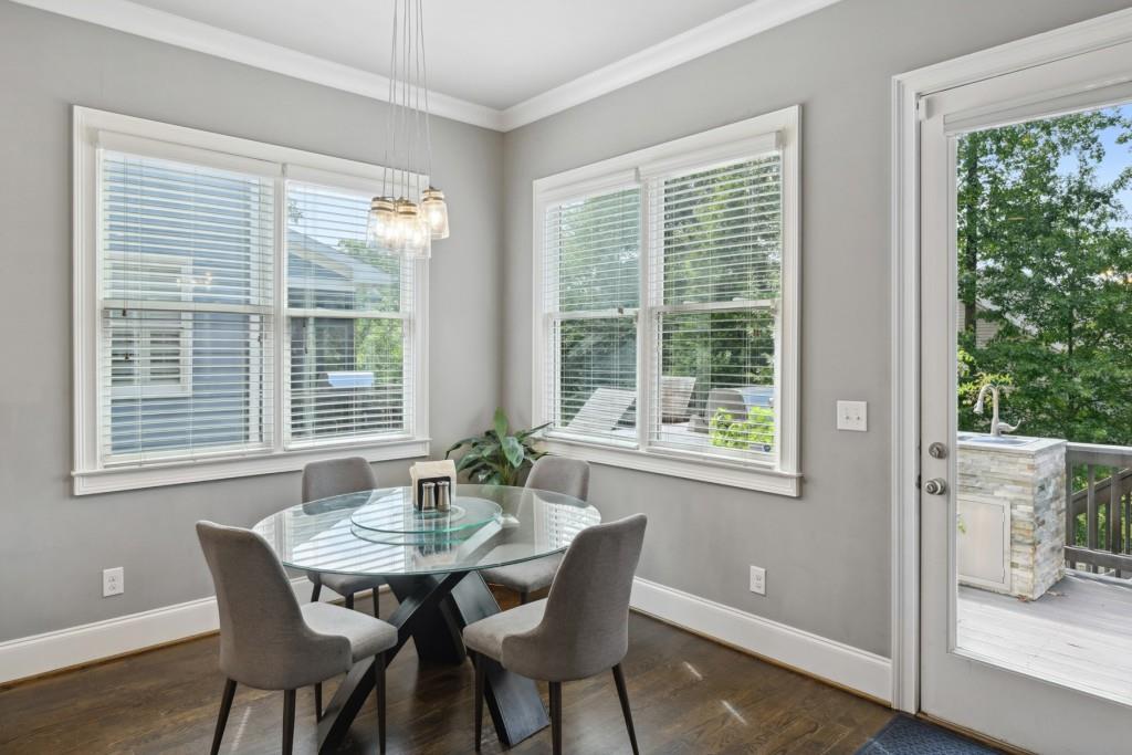 1111 Wright Avenue NE