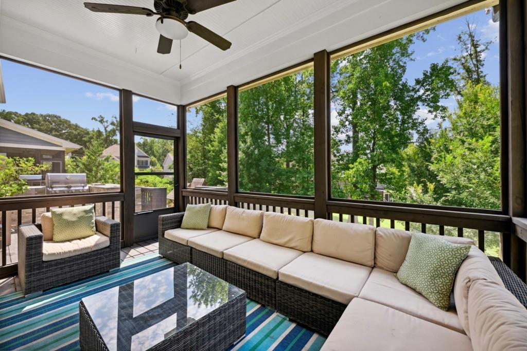 1111 Wright Avenue NE