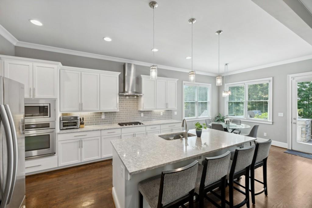 1111 Wright Avenue NE