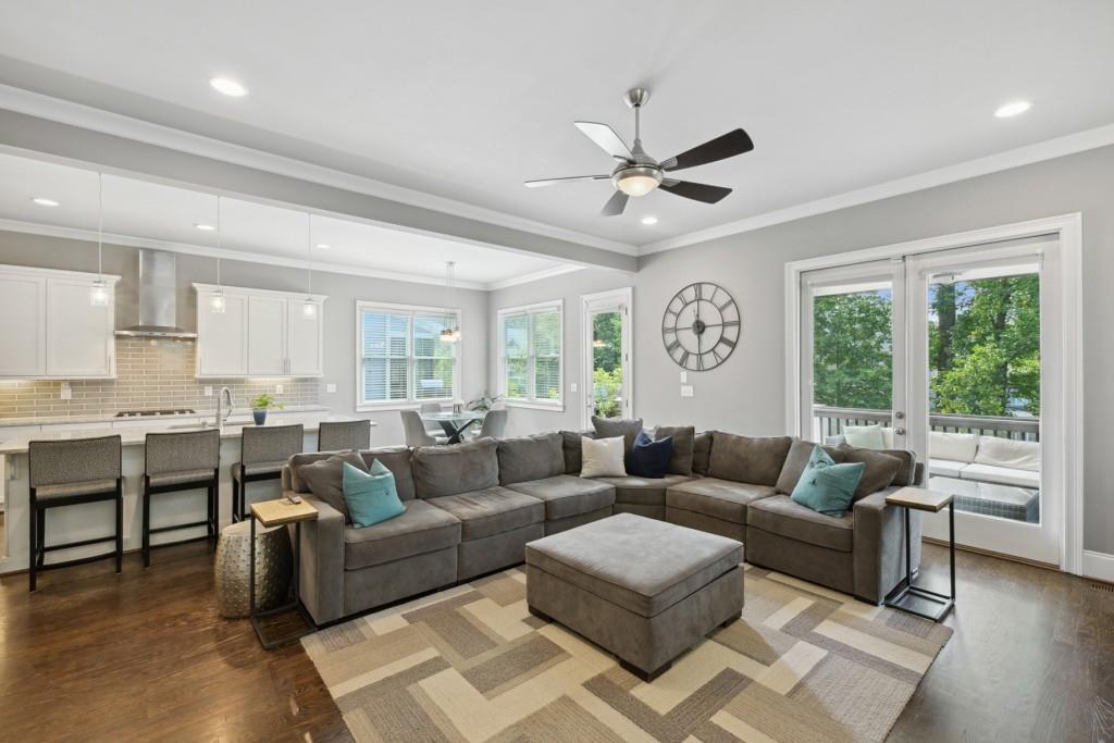 1111 Wright Avenue NE