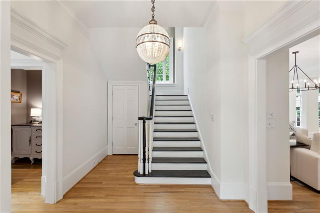 1152 Brookgate Way NE