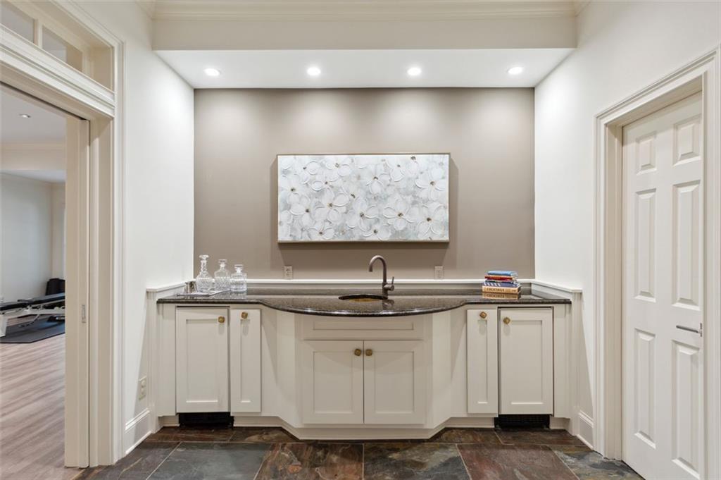 1152 Brookgate Way NE