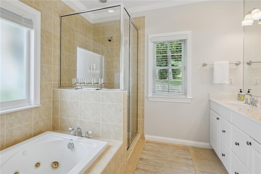 2751 N Thompson Road NE