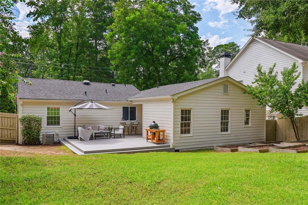 2751 N Thompson Road NE