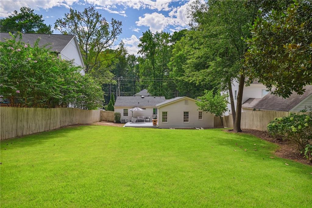 2751 N Thompson Road NE