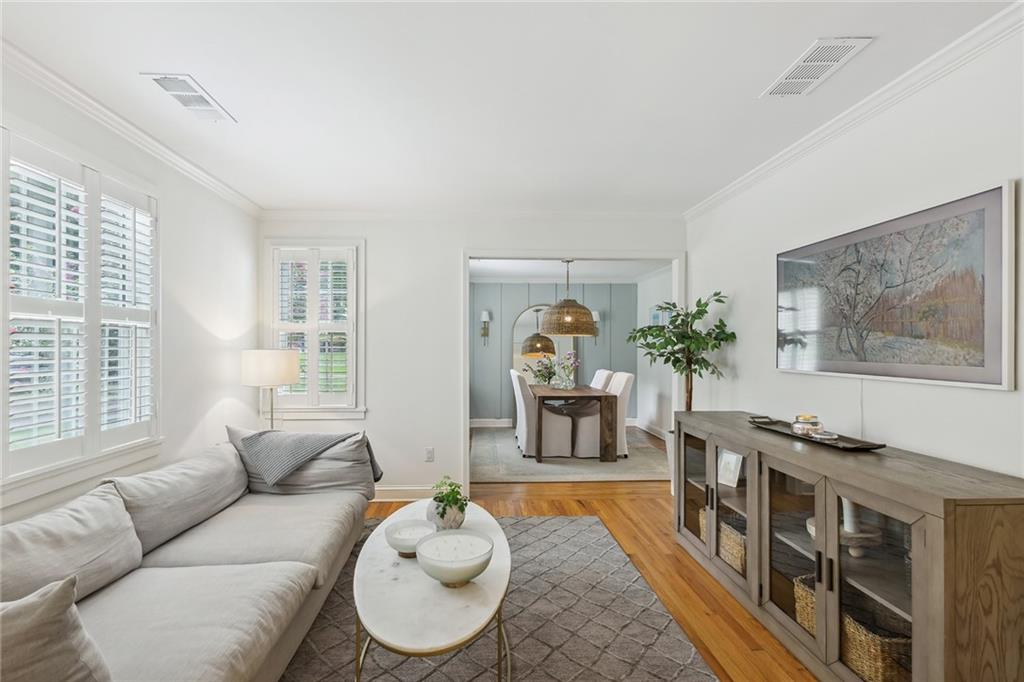 2751 N Thompson Road NE