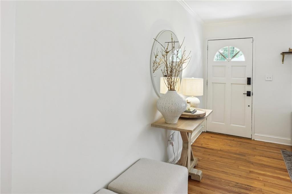 2751 N Thompson Road NE