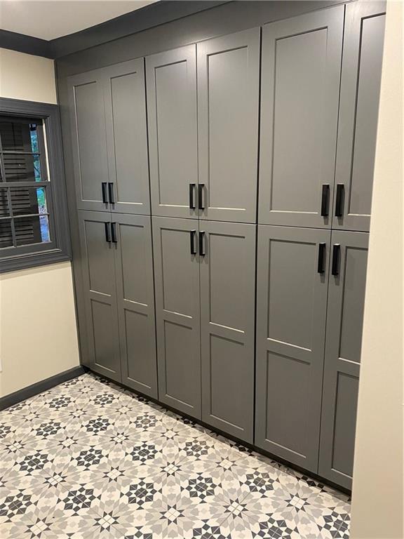 3077 Argonne Drive NW