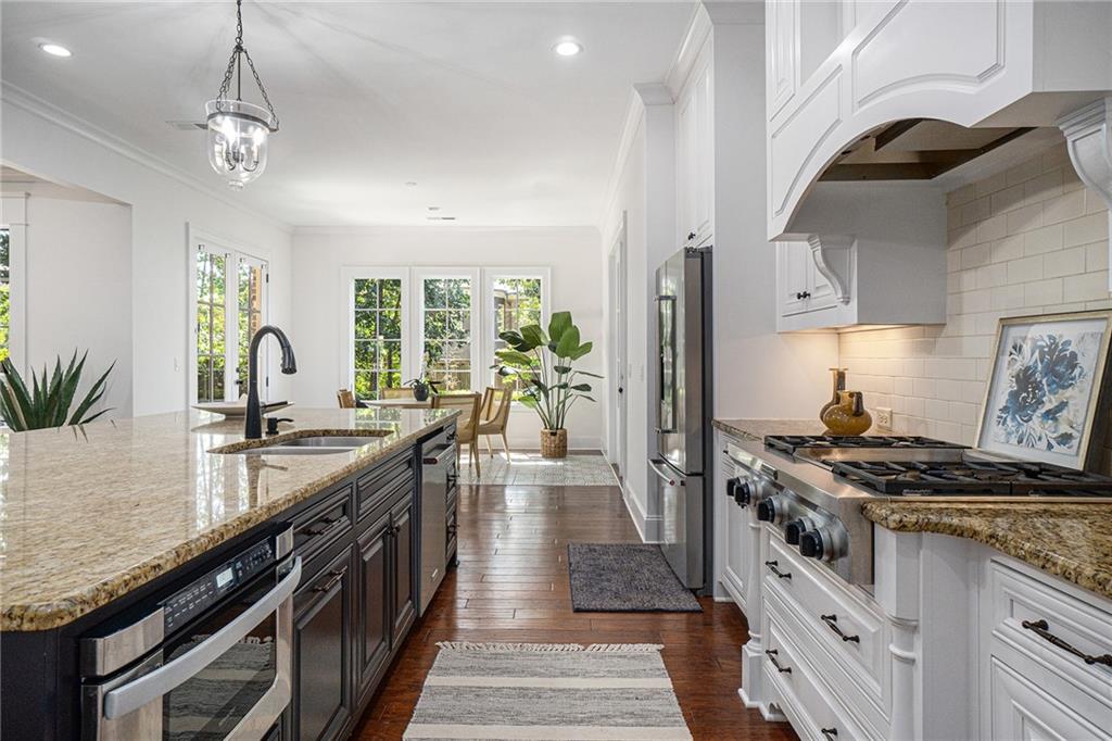 1575 Windsor Parkway NE