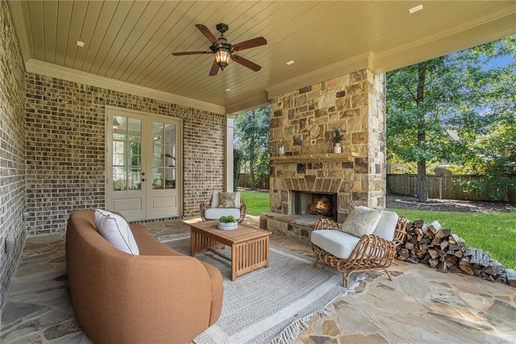 1575 Windsor Parkway NE