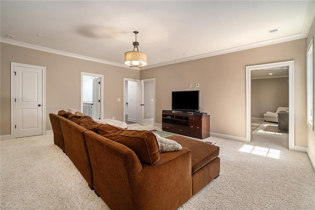 1575 Windsor Parkway NE