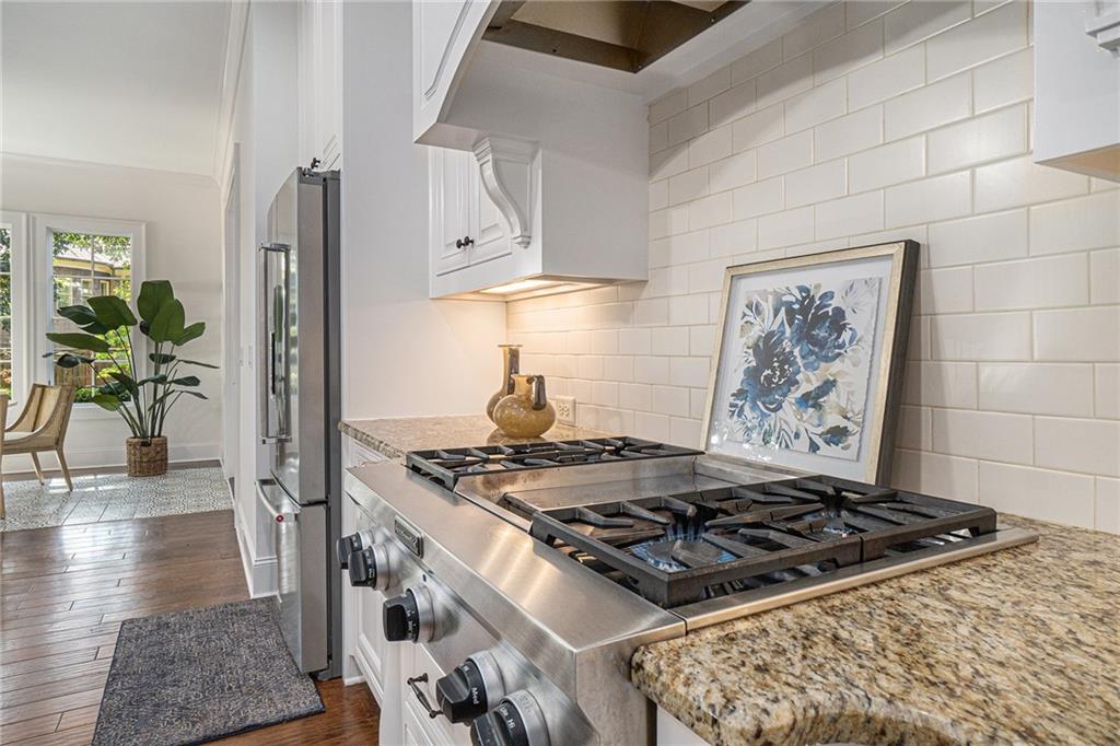 1575 Windsor Parkway NE