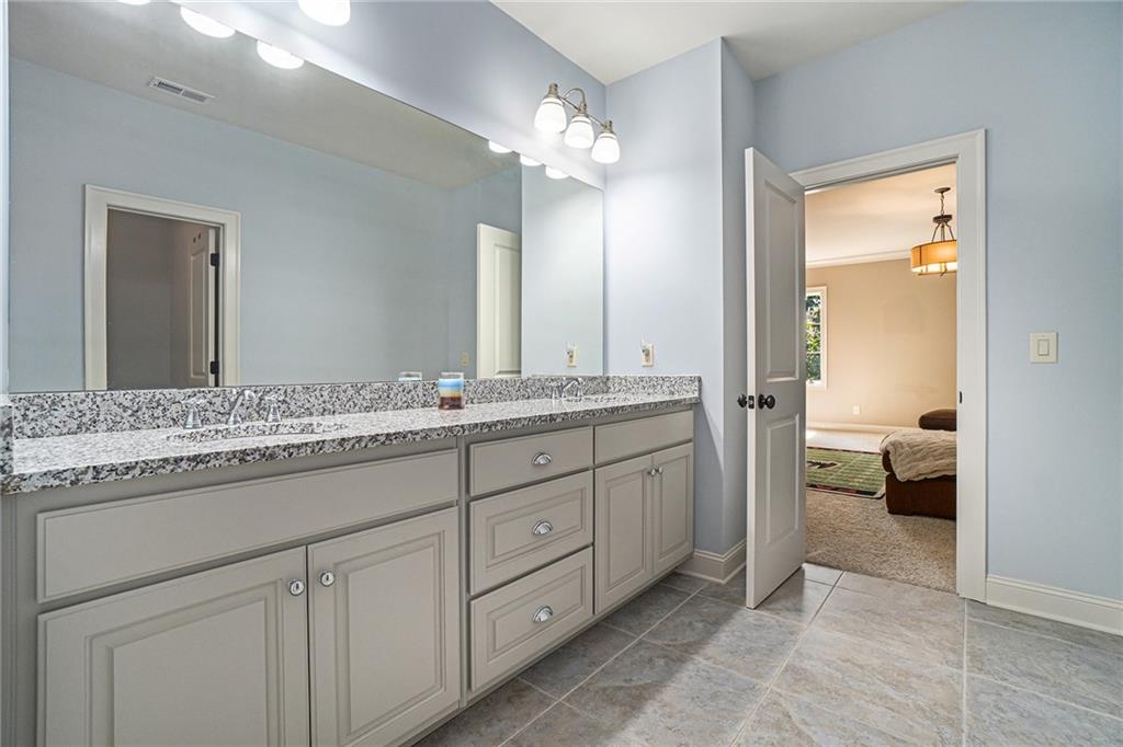 1575 Windsor Parkway NE