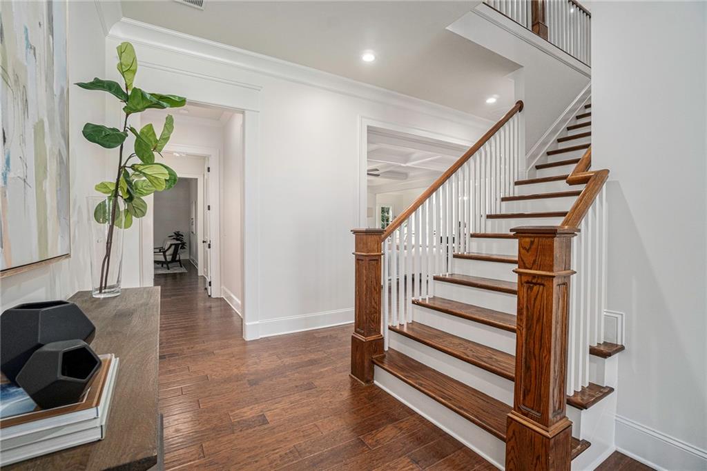 1575 Windsor Parkway NE