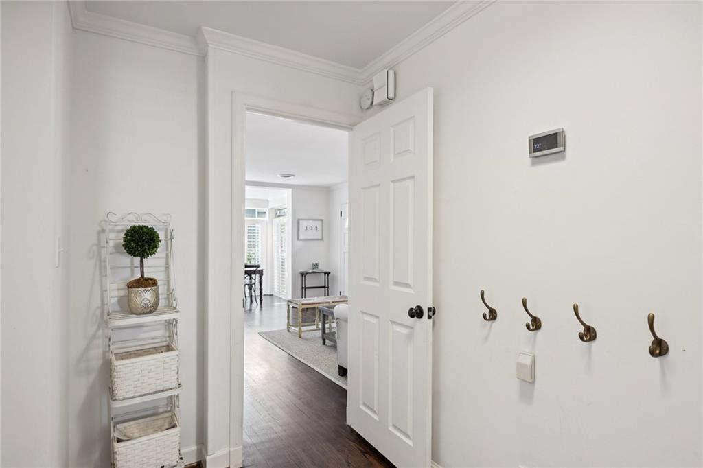 1561 Steele Drive NW