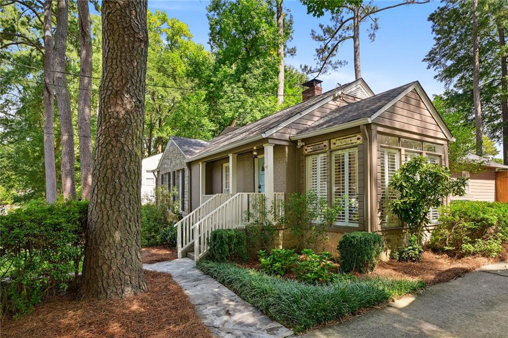 1561 Steele Drive NW