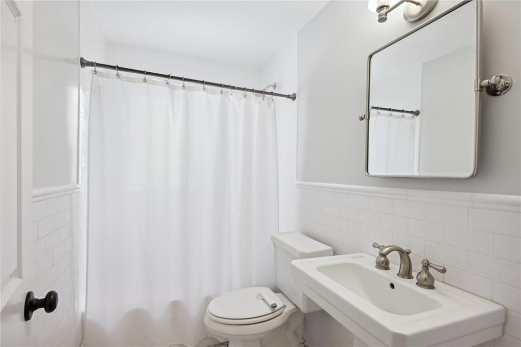 1561 Steele Drive NW