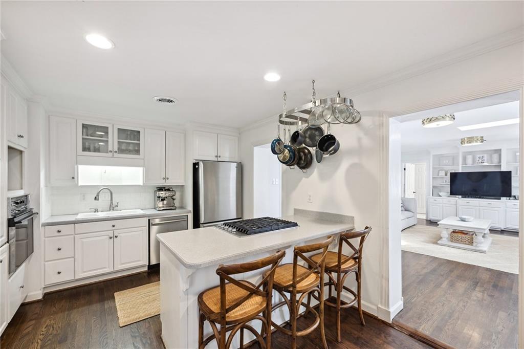 1561 Steele Drive NW