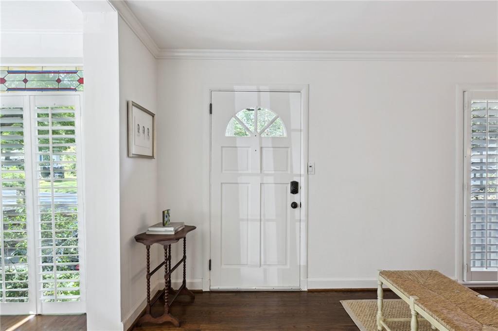 1561 Steele Drive NW