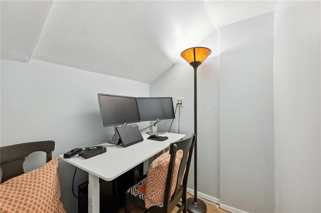 1561 Steele Drive NW