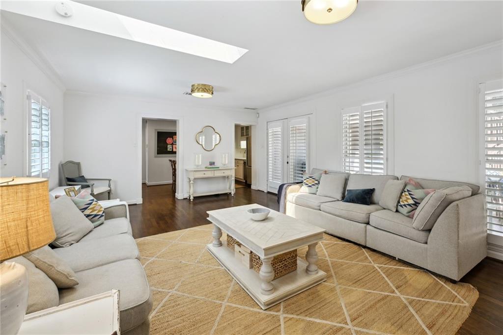 1561 Steele Drive NW