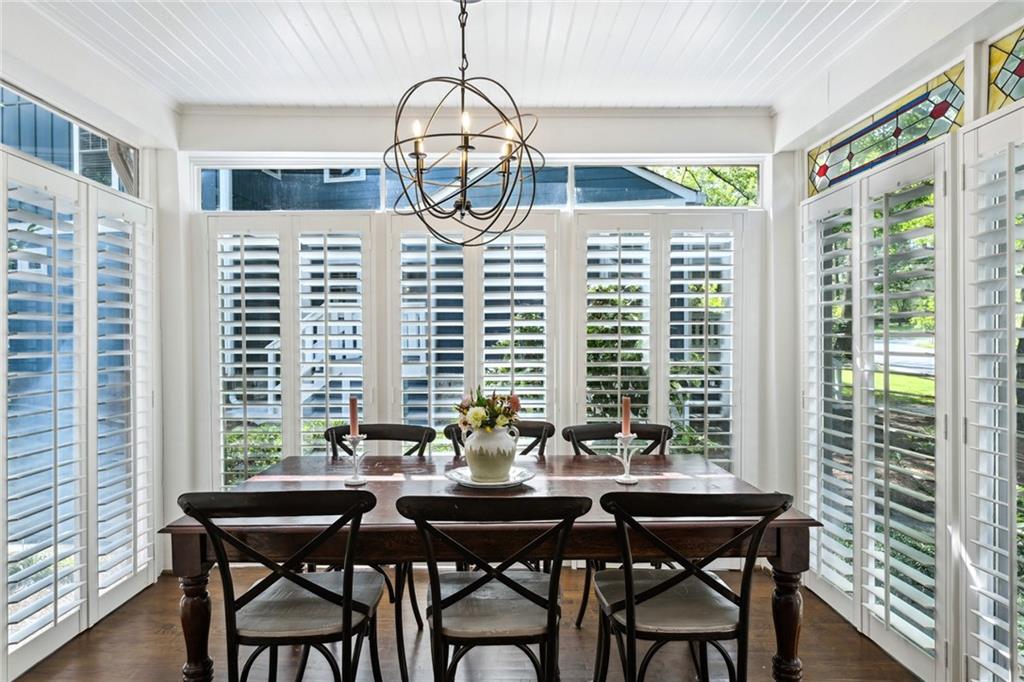 1561 Steele Drive NW