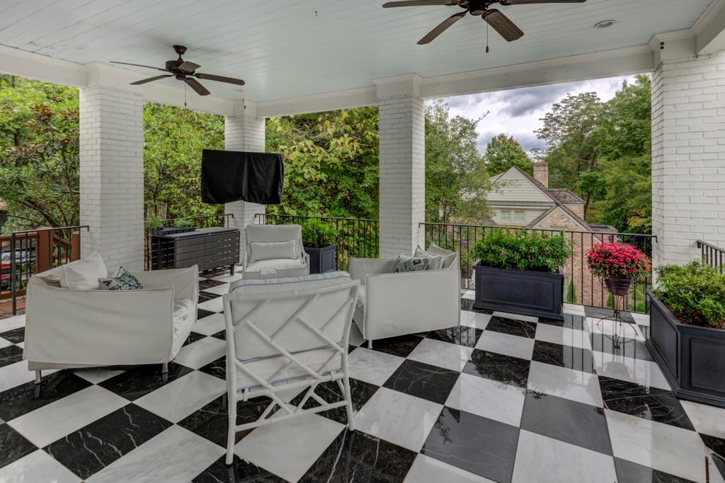 41 Montclair Drive NE